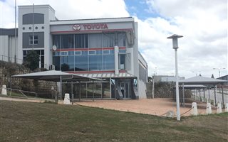 2852 m² Retail Space in Newton Park