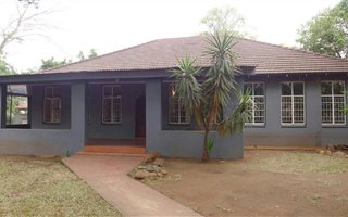 3 Bedroom House in Komatipoort