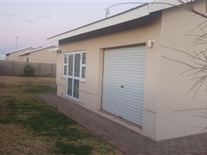 3 Bed House in Flora Park
