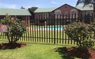 2 Bedroom Apartment in Ridgeway
