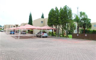 2 Bedroom Apartment in Brackendowns