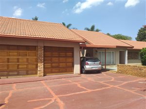 3 Bed House in Sherwood Gardens
