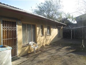 4 Bed House in Kharwastan