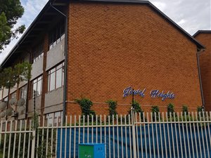 2 Bed Apartment in Laudium