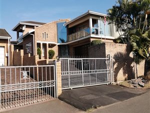 4 Bed House in Parlock