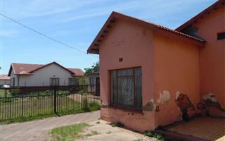 3 Bedroom House in Madadeni