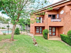 1 Bed Apartment in Wilgeheuwel