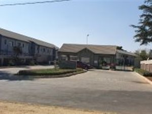 3 Bed Townhouse in Crystal Park