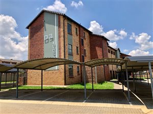 2 Bed Apartment in Alrode