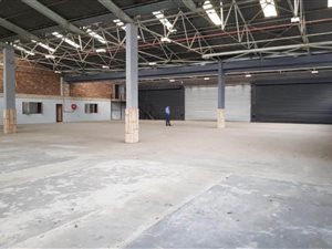 1470 m² Industrial space in Isando