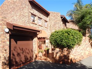 3 Bed Townhouse in Monument
