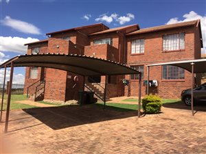3 Bed Apartment in Elandspark