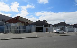 596 m² Industrial space in Wetton