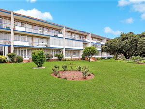 2 Bed Apartment in Florida Park