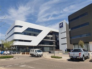 435 m² Office Space in Irene