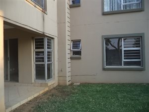 2 Bed Townhouse in Leeuwenhof Estate