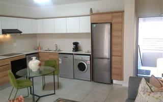 1 Bedroom House in Waterfall Estate