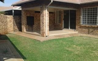 3 Bedroom Townhouse in Annlin