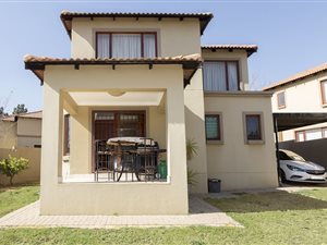 3 Bed Duplex in Kyalami