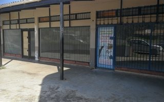 Commercial space in Mobeni