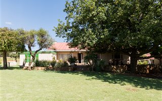16 ha Farm in Bronkhorstfontein AH
