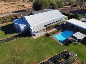 6.6 ha Farm in Oudtshoorn