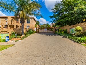 2 Bed Duplex in Amorosa