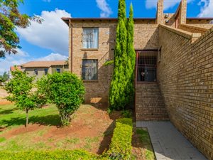 2 Bed Duplex in Amorosa