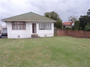 6 Bed House in Bellair