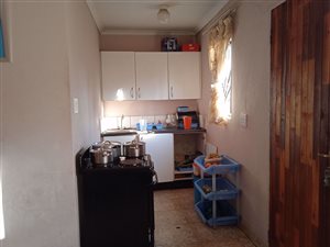 3 Bed House in Windmill Park