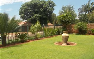 3 Bedroom House in Doornpoort and surrounds