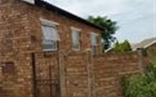2 Bedroom Simplex in Wilgeheuwel