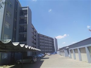 2 Bed Townhouse in Menlyn