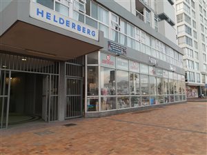 133 m² Retail Space in Strand South