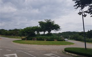 1021 m² Land available in Riverside Park