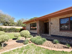 4 Bedroom House in Newton Park