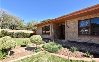 4 Bedroom House in Newton Park