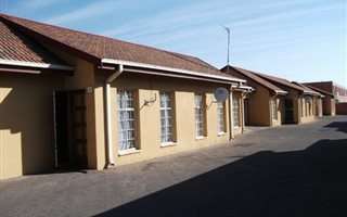 2 Bedroom Townhouse in Secunda