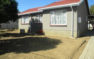 3 Bedroom House in Brentpark