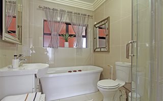 3 Bedroom Apartment in Eveleigh