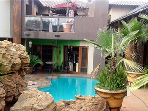 8 Bed House in Vanderbijlpark SW