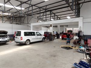 1000 m² Industrial space in Booysens