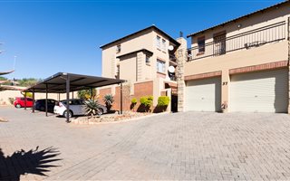 2 Bedroom Townhouse in Sugarbush Estate