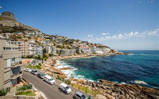 2 Bedroom Apartment in Bantry Bay