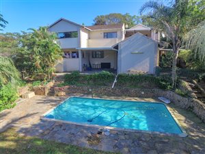 8 Bed House in Amanzimtoti