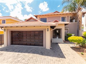 3 Bed House in Dainfern