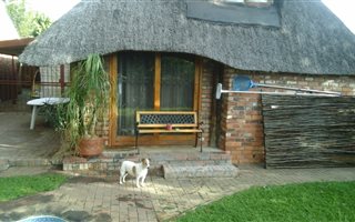 3 Bedroom House in Geelhoutpark