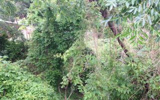 765 m² Land available in Clare Hills