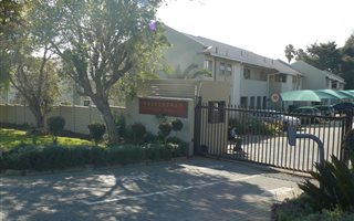 2 Bedroom Apartment in Bramley View