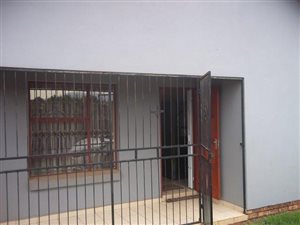 2 Bed House in Lydenburg